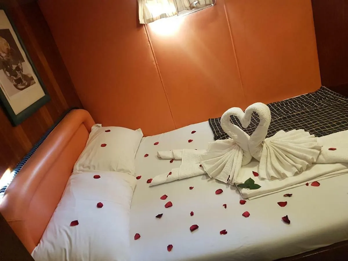 Lady Rose Hotel Genova 0*,  Italia