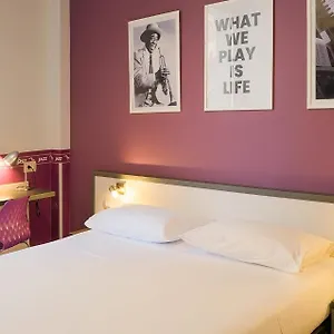 2* Otel Nologo