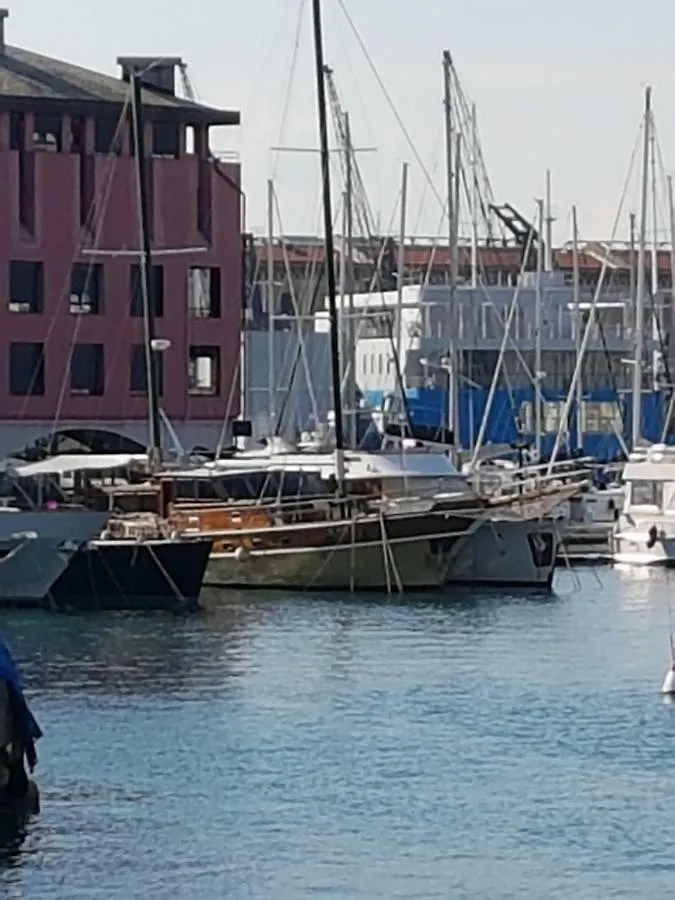 Lady Rose Hotel Genoa 0*,